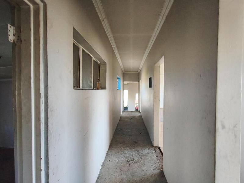 4 Bedroom Property for Sale in Mthata Eastern Cape
